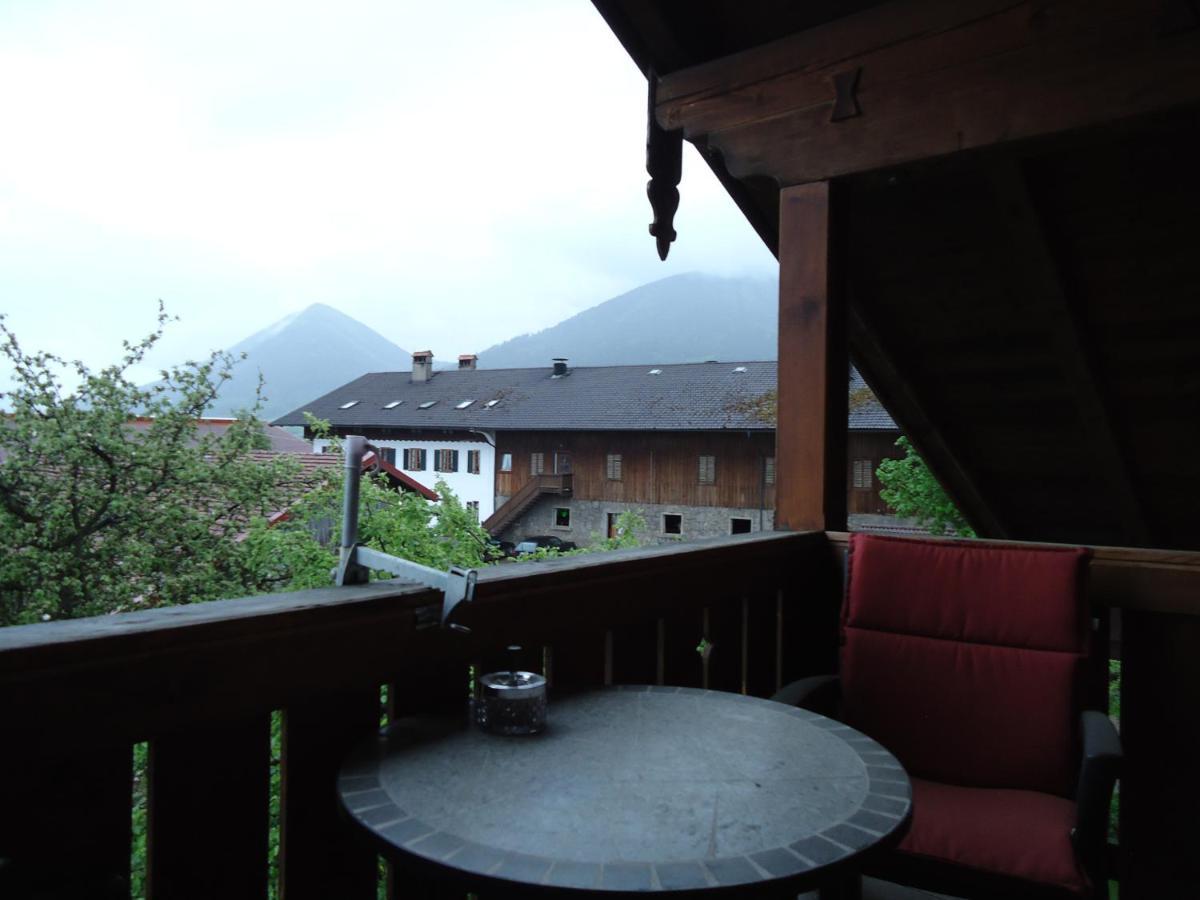 Ferienwohnung Wingen Bad Feilnbach Kamer foto